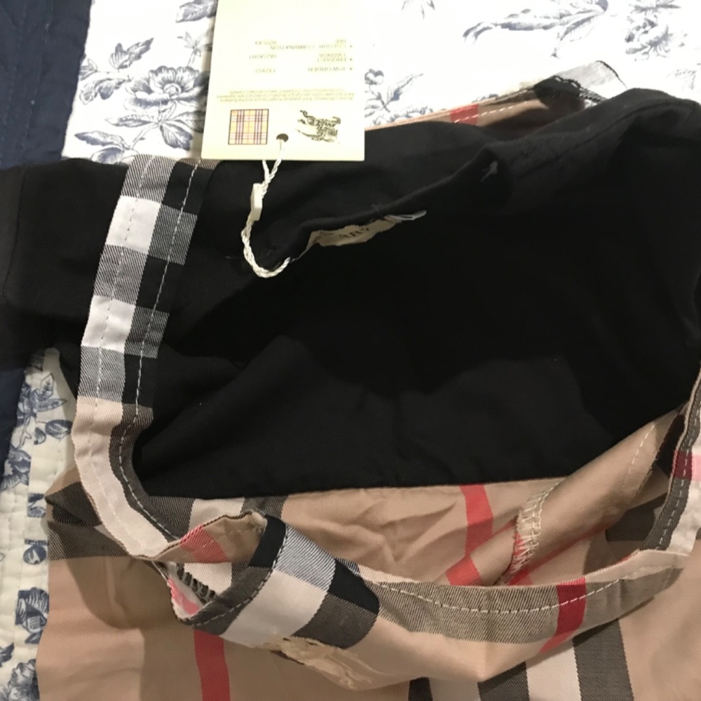 Burberry Baby Overalls All in One Romper - Picture 5 of 5
